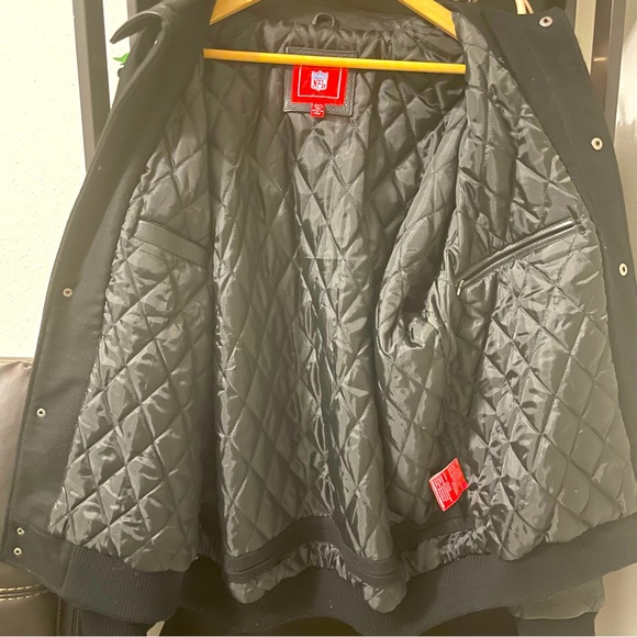 RARE NFL Tampa Bay Buccaneers Wool Leather Varsity Jacket Black Red Size Men Med - Picture 4 of 10